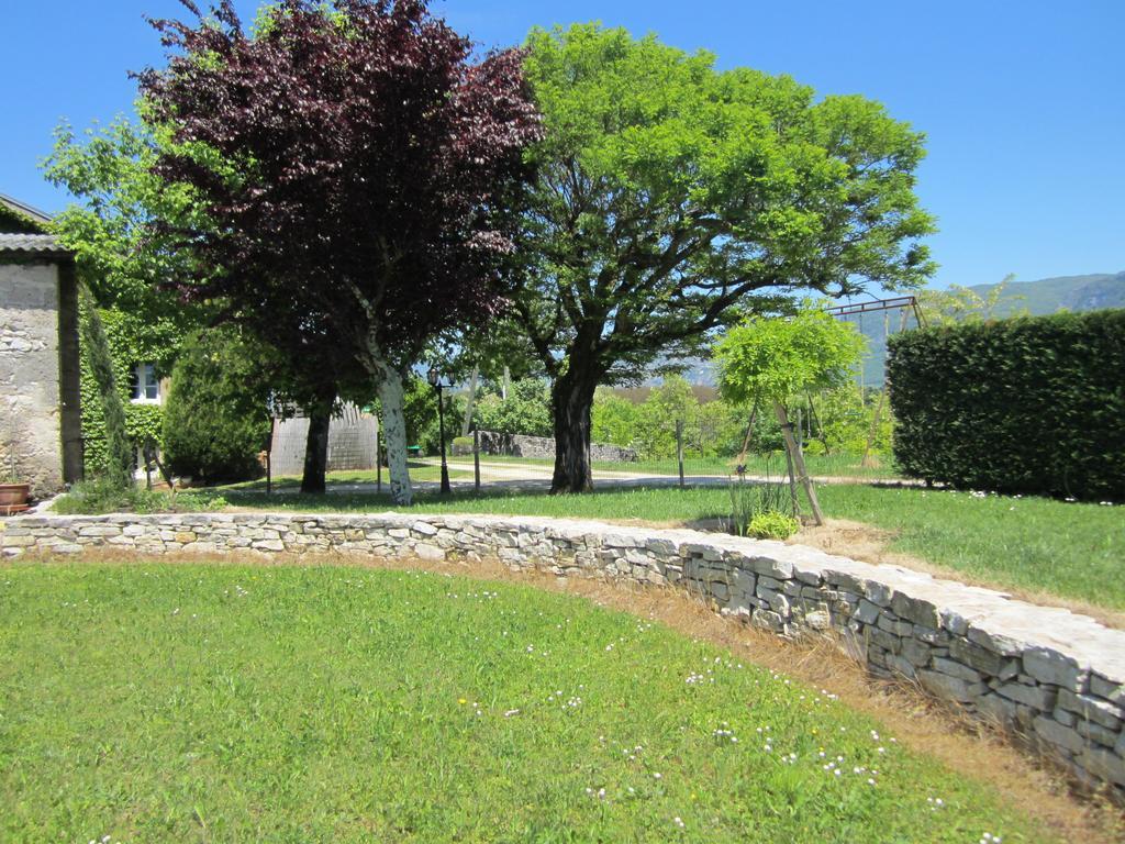 Gite De Fontepaisse Saint-Jean-en-Royans Εξωτερικό φωτογραφία